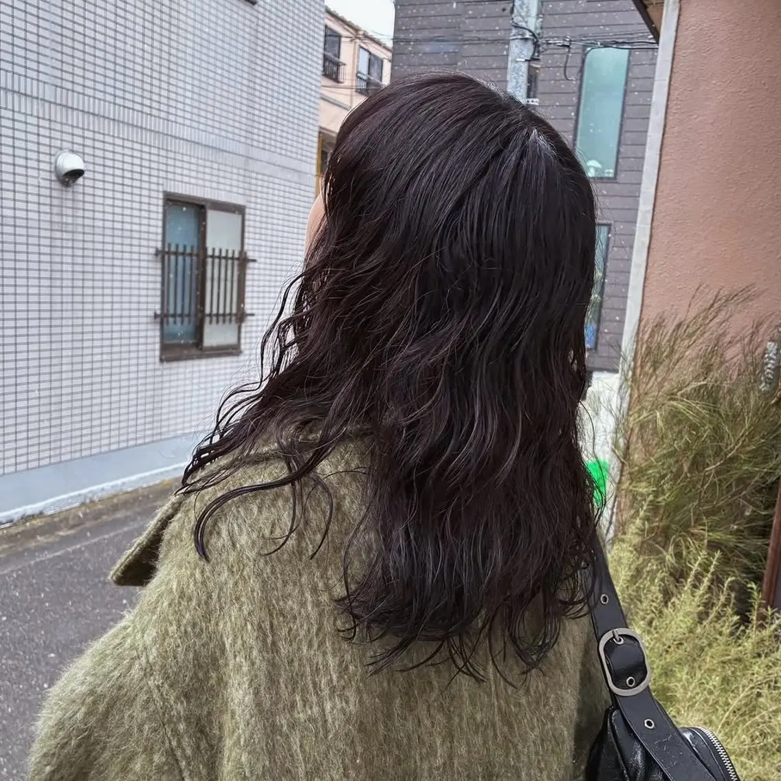 ロング パーマ 透明感カラー/ くるくるパーマミウのヘアスタイル