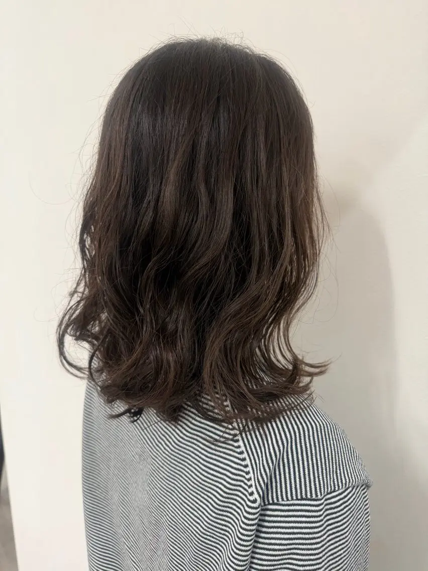 ミディアム カラー パーマ ETOILE＋/ 寅田奈々子のヘアスタイル