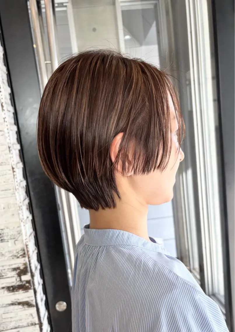 ショート カラー ショートボブ ベージュカラー ブリーチ 透明感カラー ハイライトカラー カット ヘアカラー IKU顔周りレイヤー /ボブ/透明感カラーのヘアスタイル