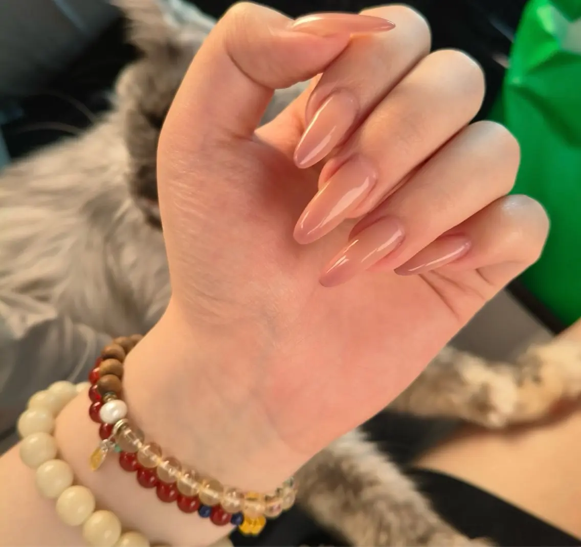 ネイル ハンドネイル Trend Nail シロのネイルデザイン