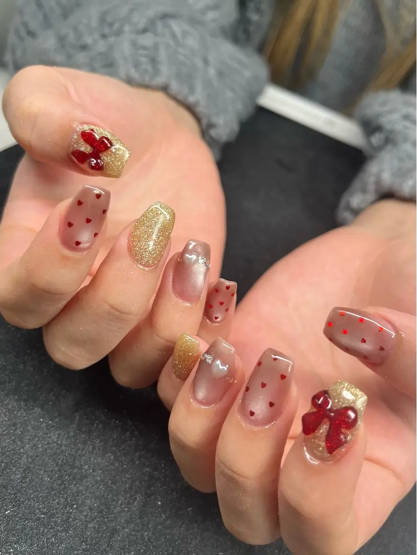 ネイル バレンタイン Chika .のネイルデザイン