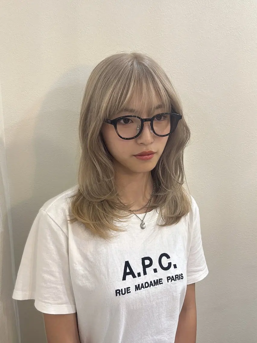 ミディアム カット ヘアカラー トリートメント 似合わせcut🌐/ tsuki(ツキ)のヘアスタイル