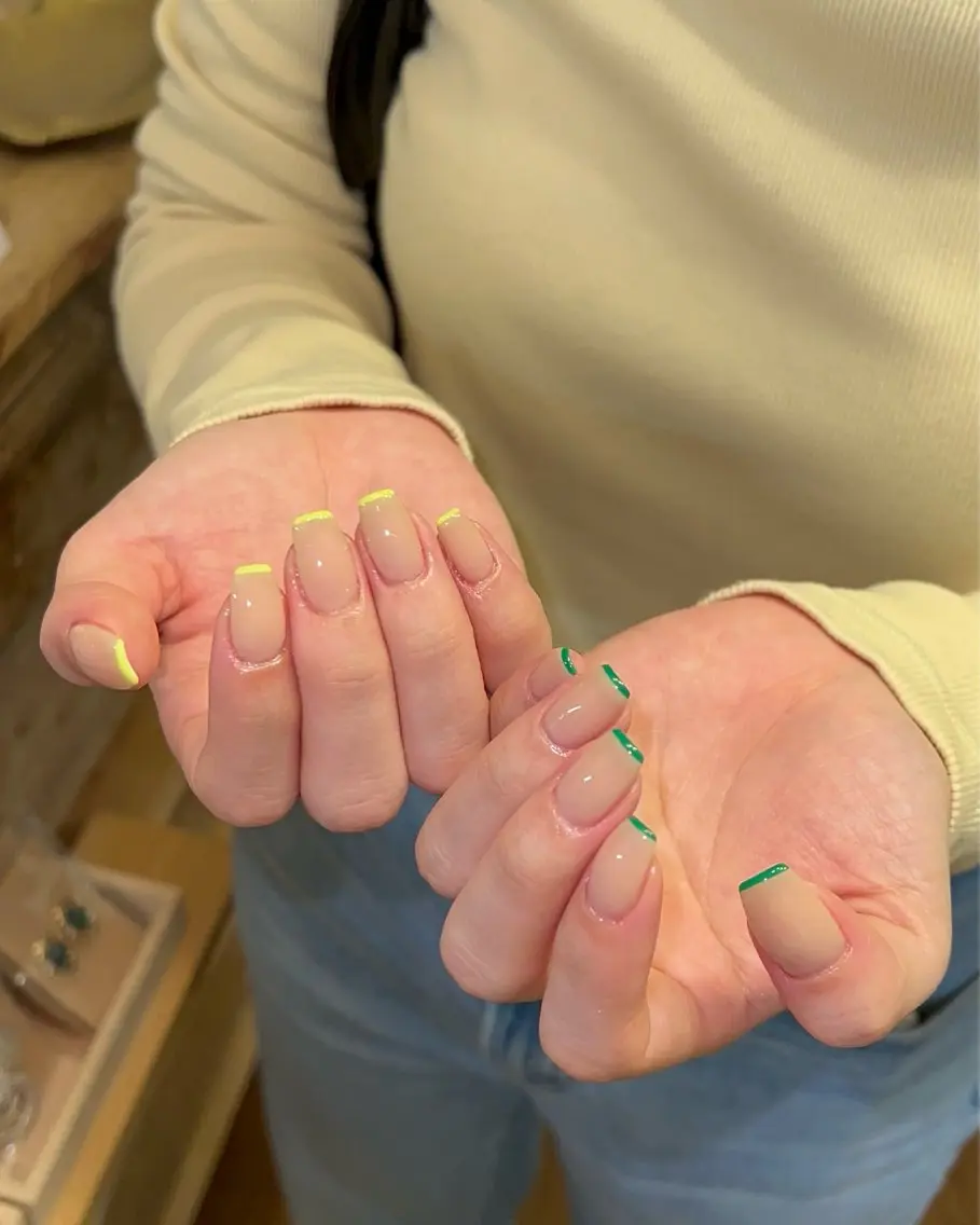 ネイル ハンドネイル フットネイル ハンドケア Miyagi Asamiのネイルデザイン