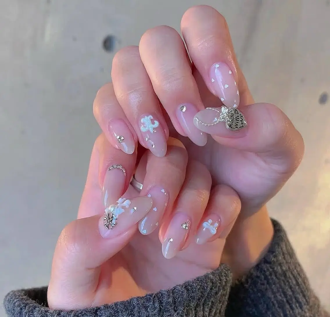 ネイル アートネイル フットネイル ジェルネイル ニュアンスネイル パラジェル ハンドネイル 🎀🎀YooLi Nail Salonのネイルデザイン