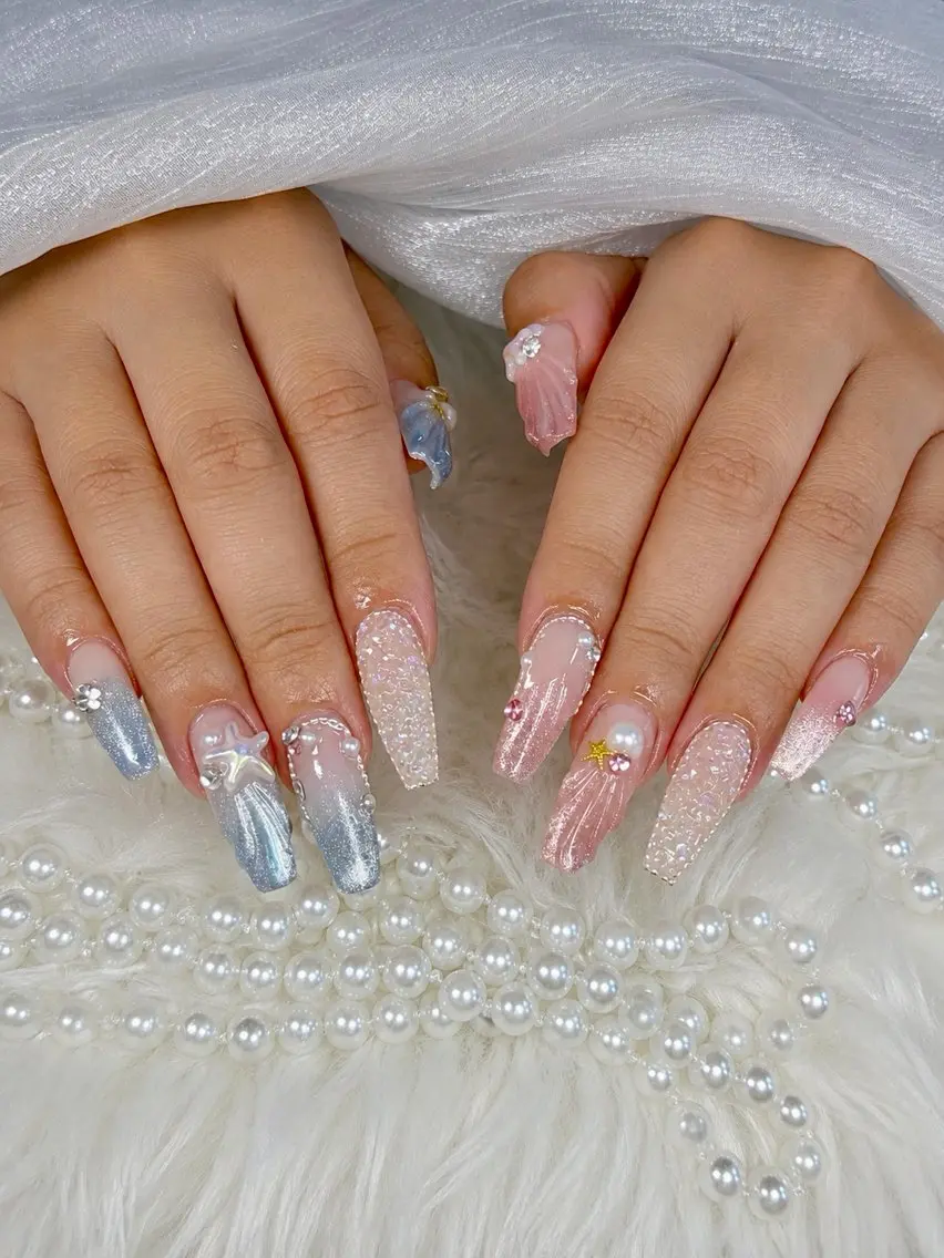 ネイル アートネイル オーロラネイル チークネイル 長さ出し フットネイル ハンドネイル Chan nailsのネイルデザイン
