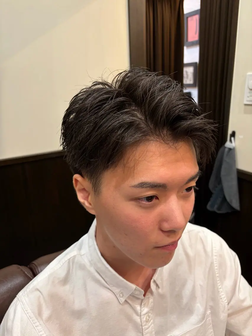 ショート 巽 嶺太のヘアスタイル