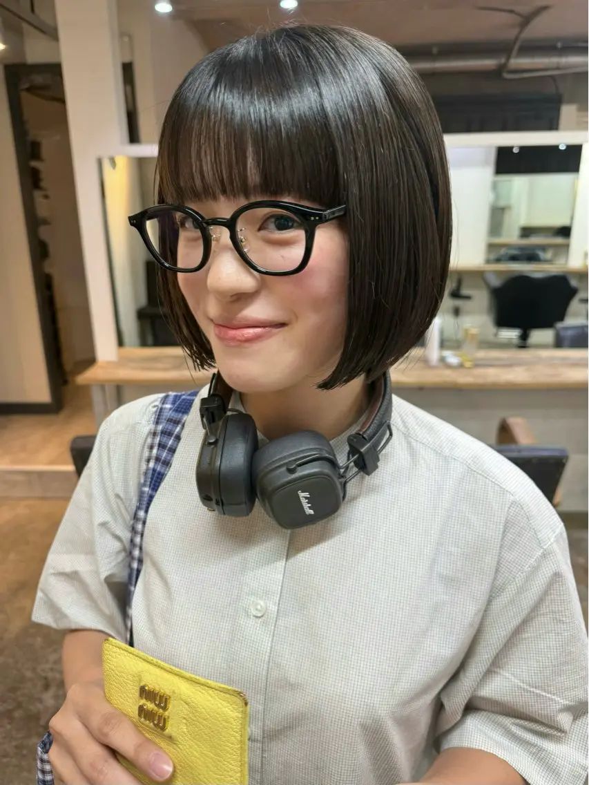 ショート ボブ ワイドバング カット 森貴裕/ベージュ/ パーマ/オリーブのヘアスタイル