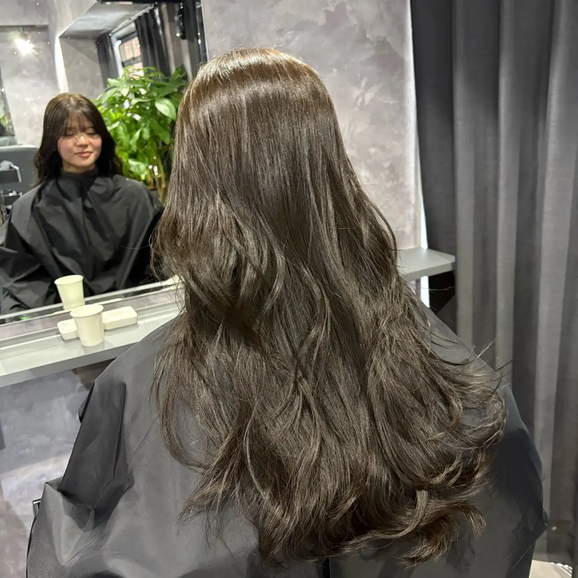 ロング カラー カット ヘアカラー トリートメント nameless miichiのヘアスタイル
