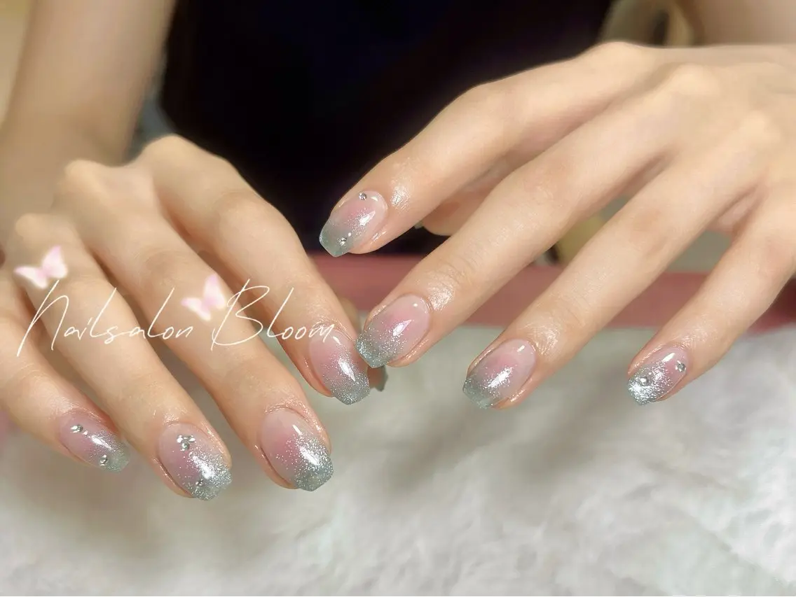 ネイル チークネイル マグネットネイル Nail Bloom横浜西口店のネイルデザイン