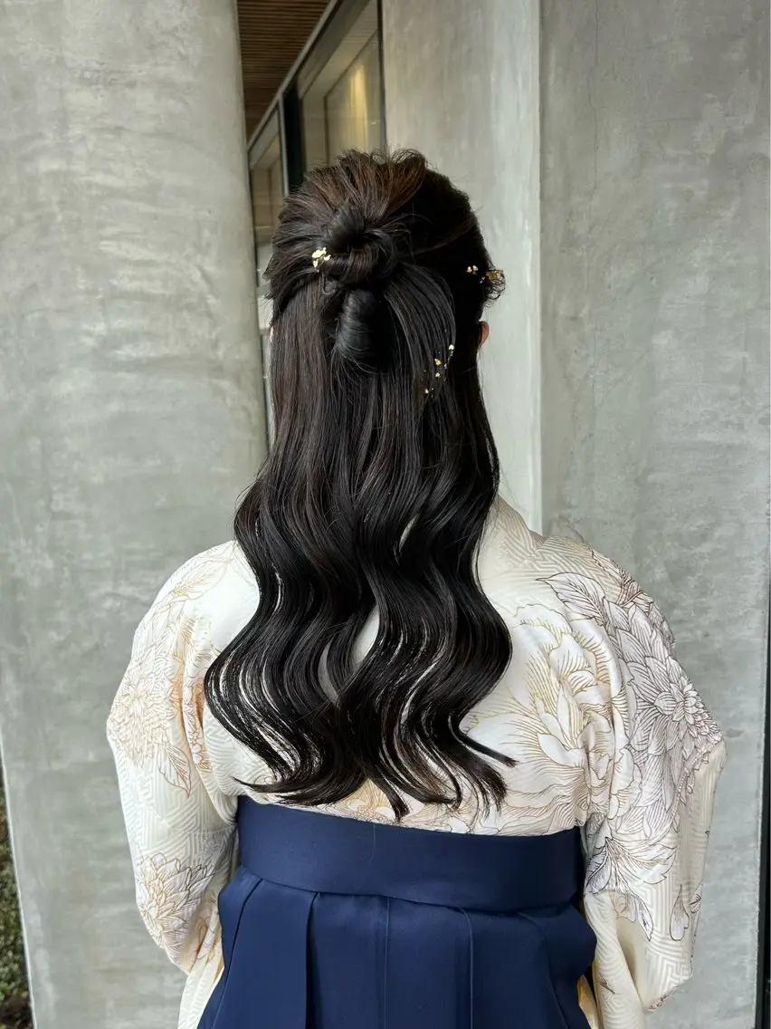 【 トータル可愛い！さり気ない可愛さ 】 卒業式ヘアセット ＋ 耳つぼジュエリー 💎✨️の写真