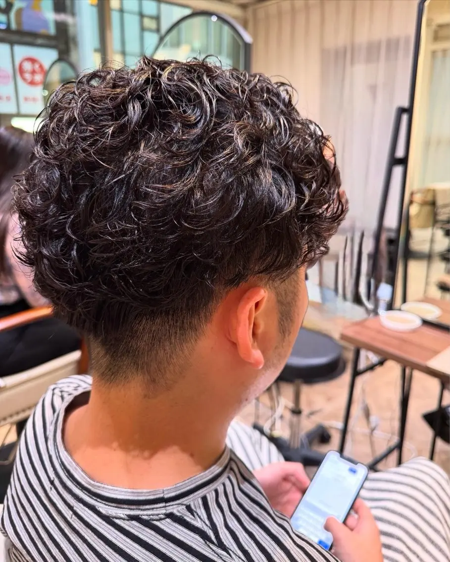 ショート メンズ カット ヘアカラー メンズパーマ/カラー 【Takashi】のヘアスタイル