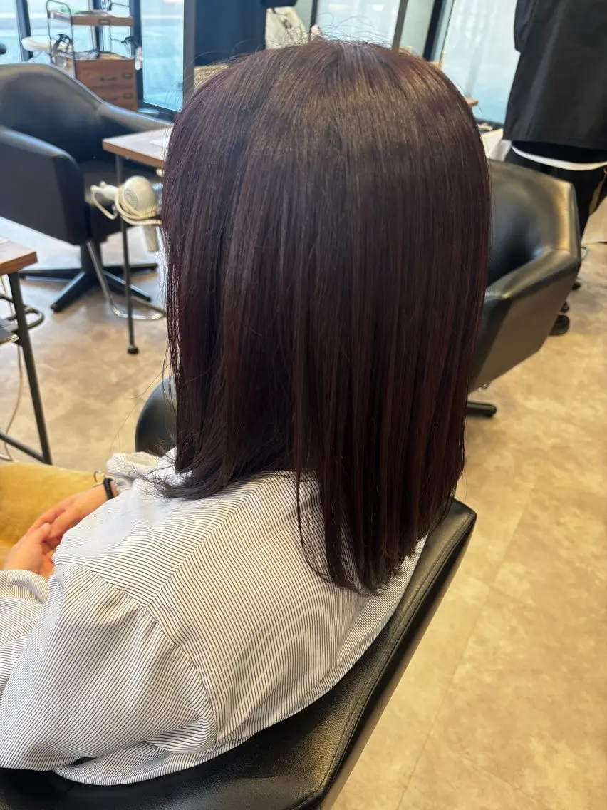 ミディアム カラー 畠山 絵里のヘアスタイル