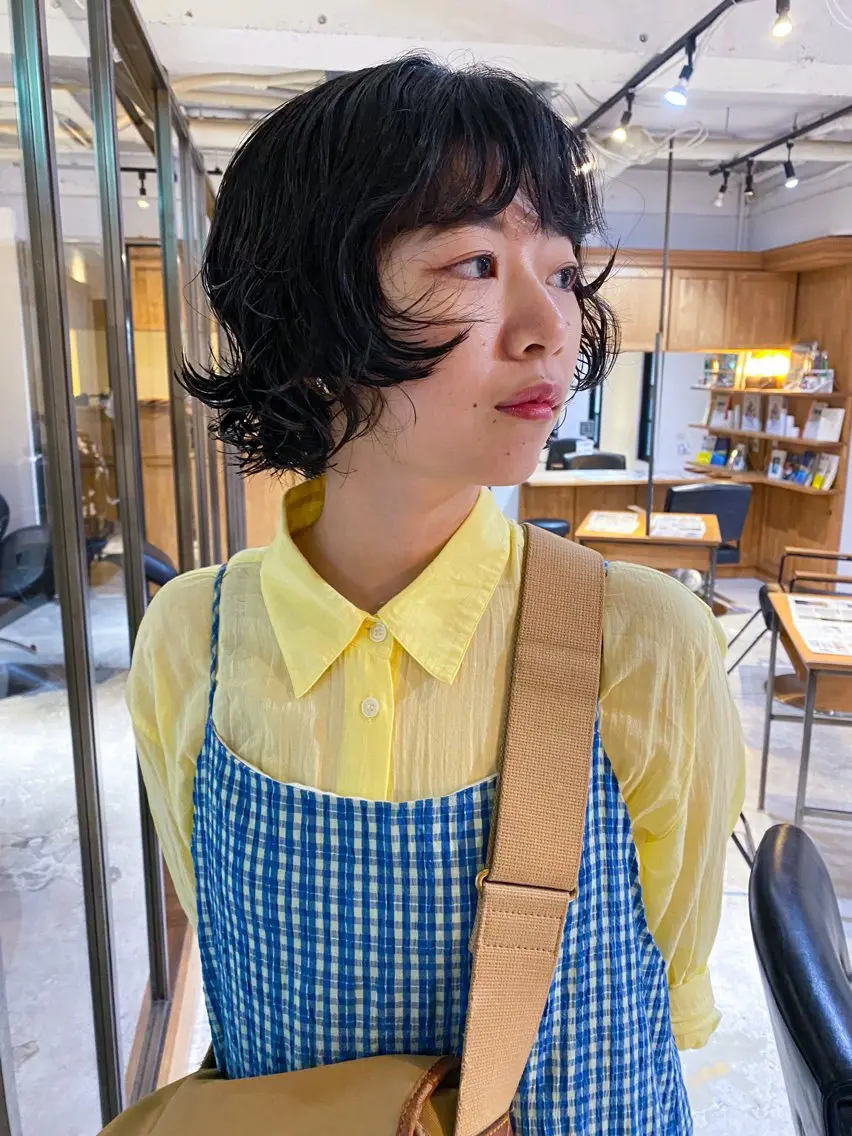 ミディアム パーマ カット ヘアカラー トリートメント FERIA 緑地公園 ⭐️伏田愛奈⭐️のヘアスタイル