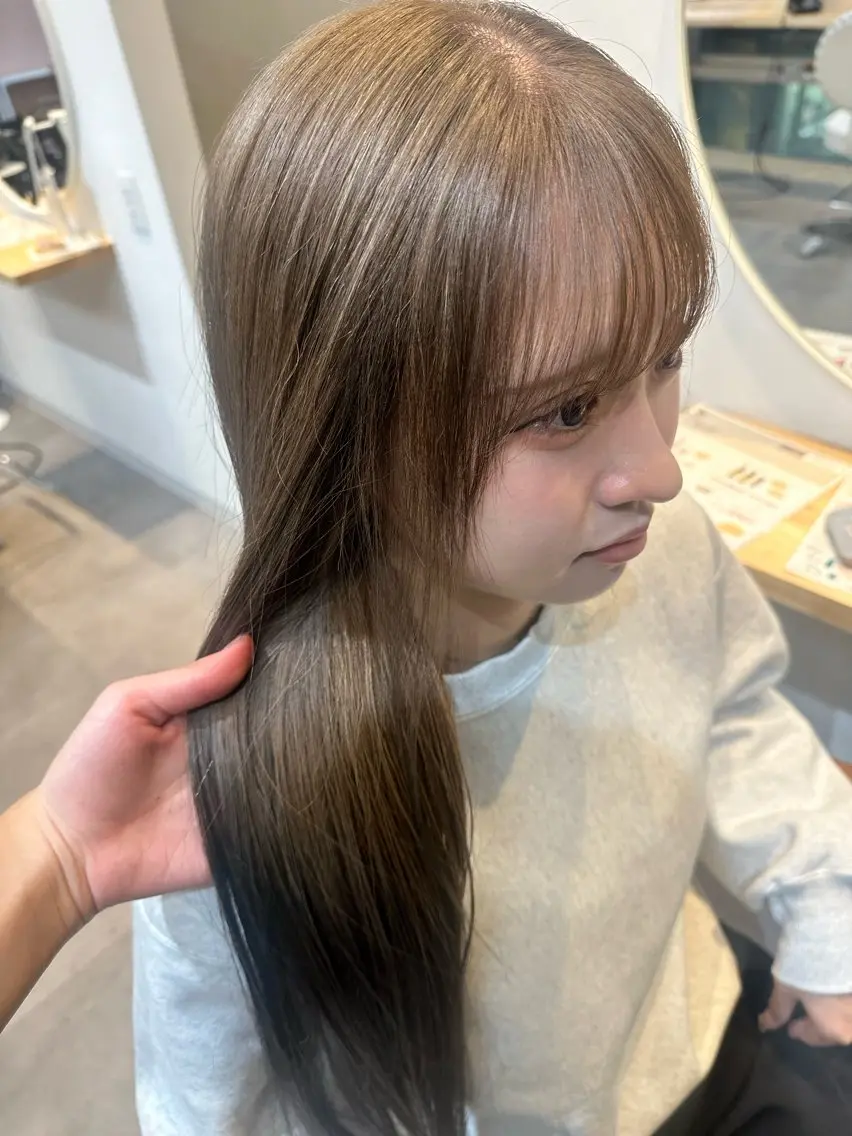 5月限定　カット➕カラー➕リタッチブリーチの写真