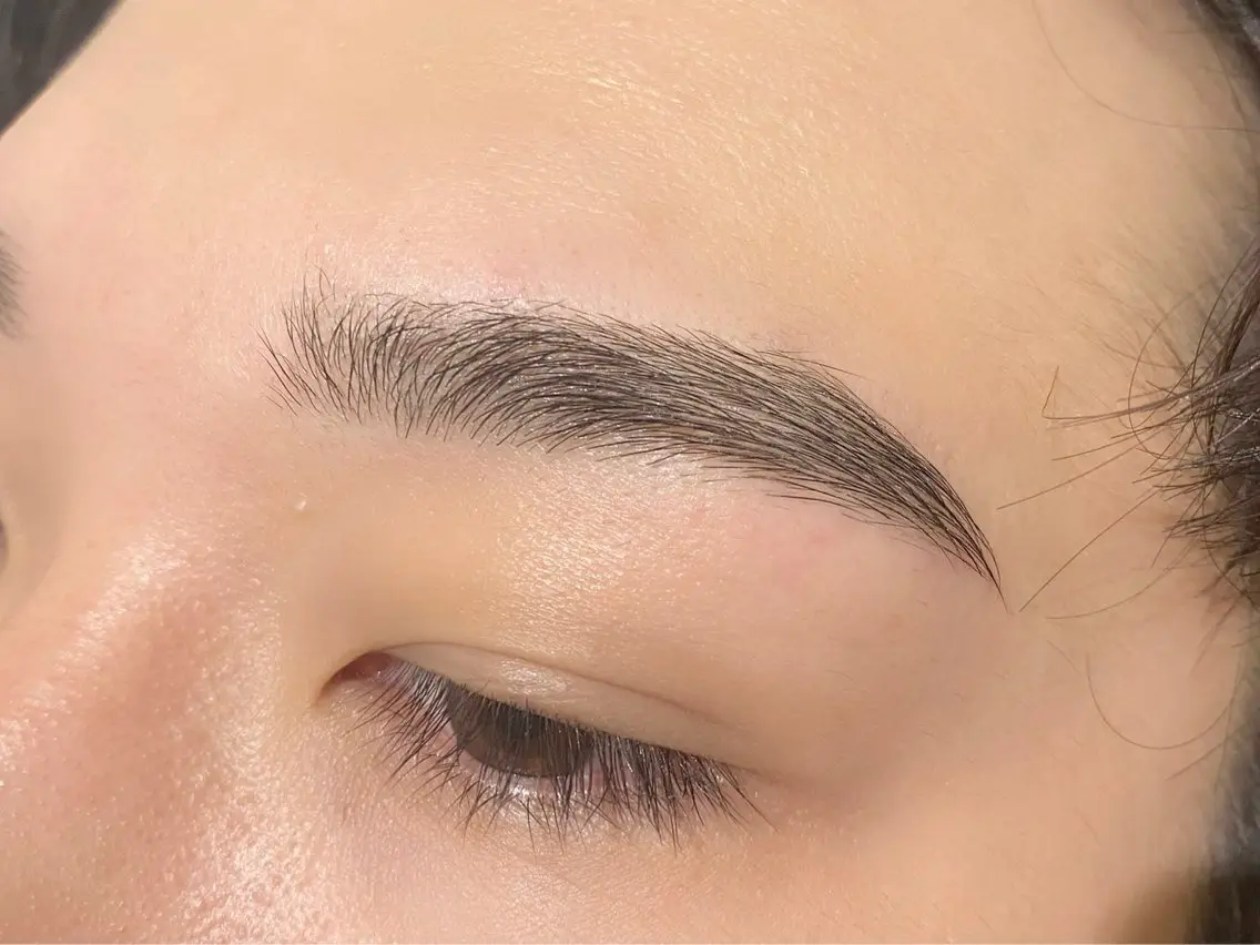 メンズ アイブロウ 🌱Ai Quick 新宿/シノネ🪞🫧のヘアスタイル