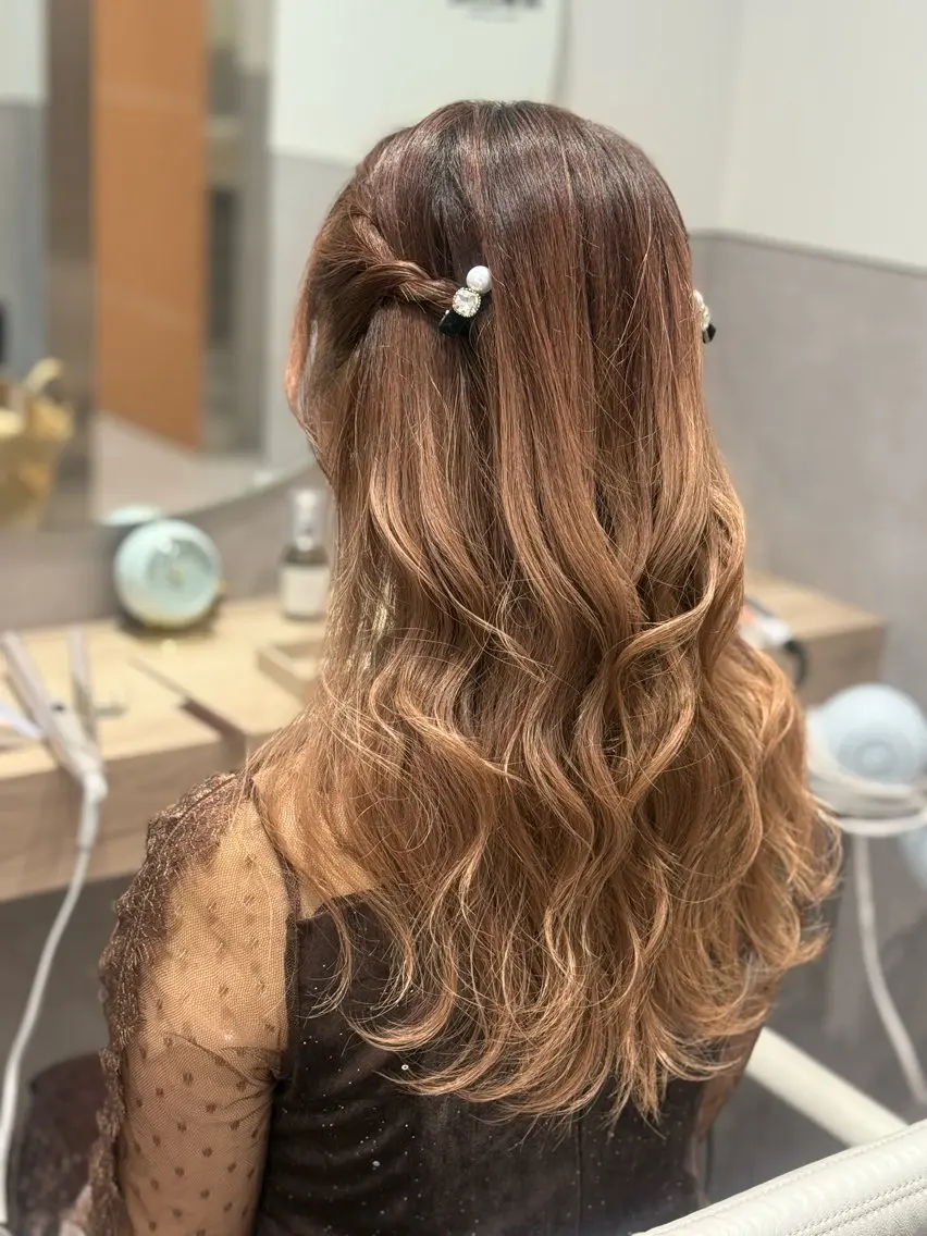 ロング ヘアアレンジ 顔周りカット 縮毛矯正/髪質改善/ ブリーチ毛/木元渓太のヘアスタイル