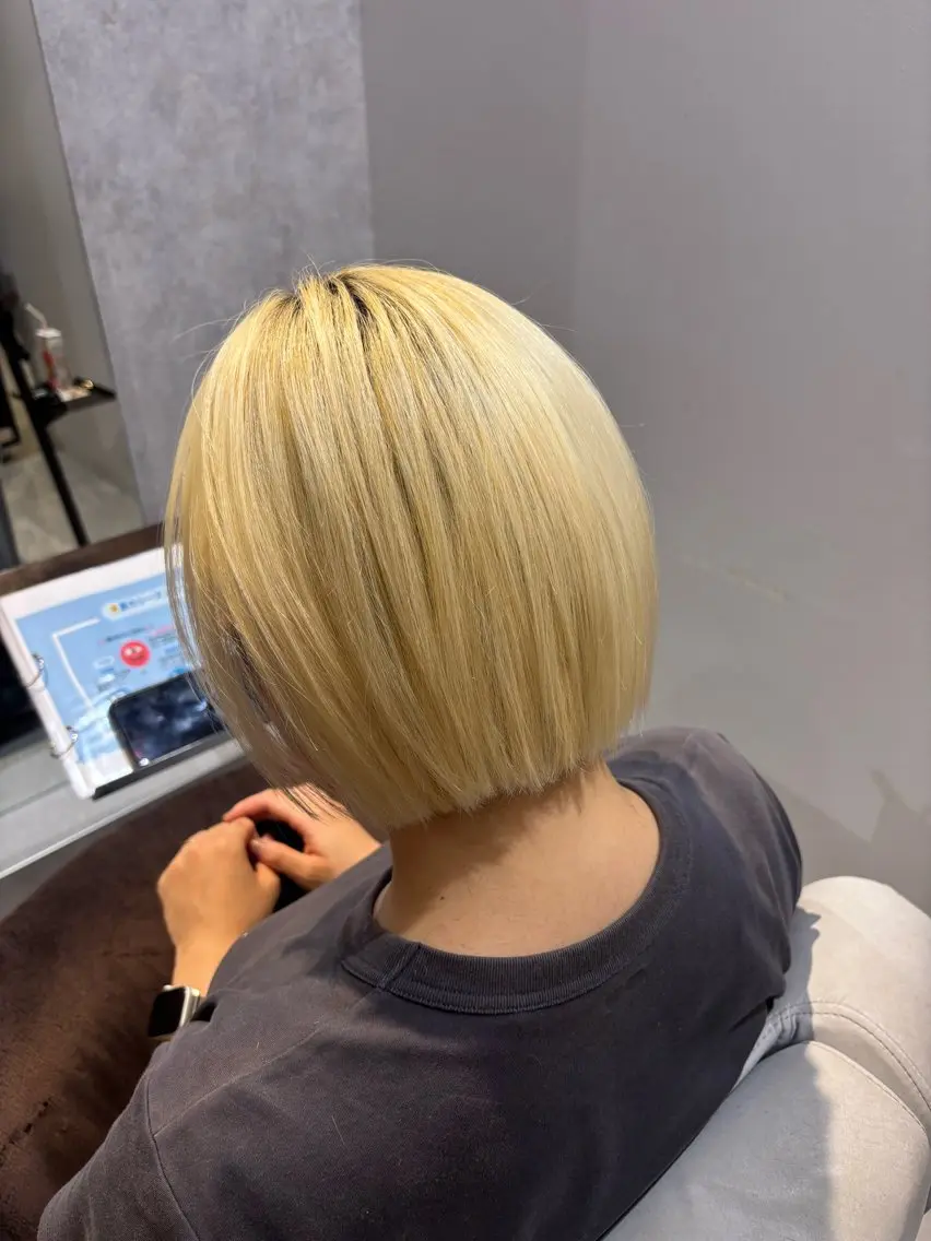 ショート カット 西村 春菜のヘアスタイル