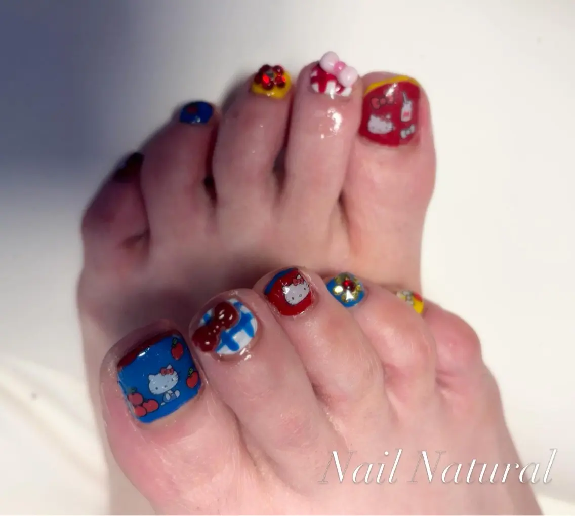 ネイル フットネイル 持ち込み フットネイル Nail salon Natulalのネイルデザイン