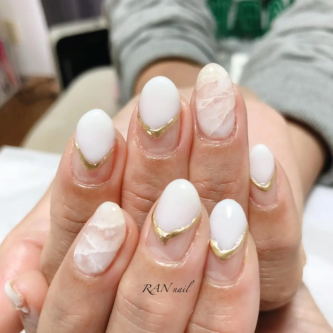 ネイル フットネイル キラキラネイル ミラーネイル オフィスネイル 春ネイル ハンドネイル フットネイル RAN nailのネイルデザイン