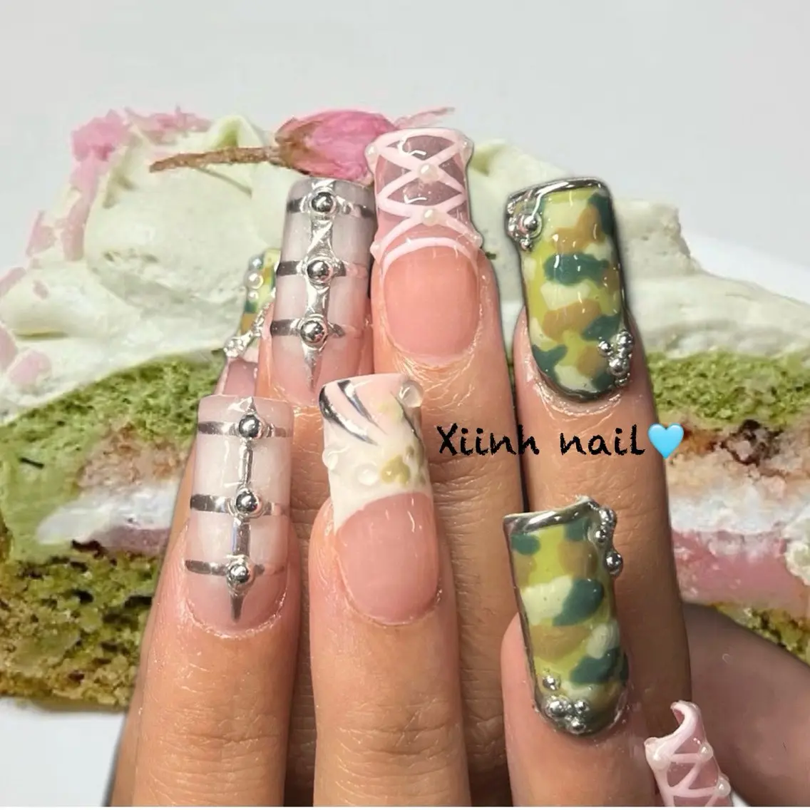 ネイル チークネイル 桜ネイル フットネイル ジェルネイル ハロウィン XIINH NAIL SALONのネイルデザイン