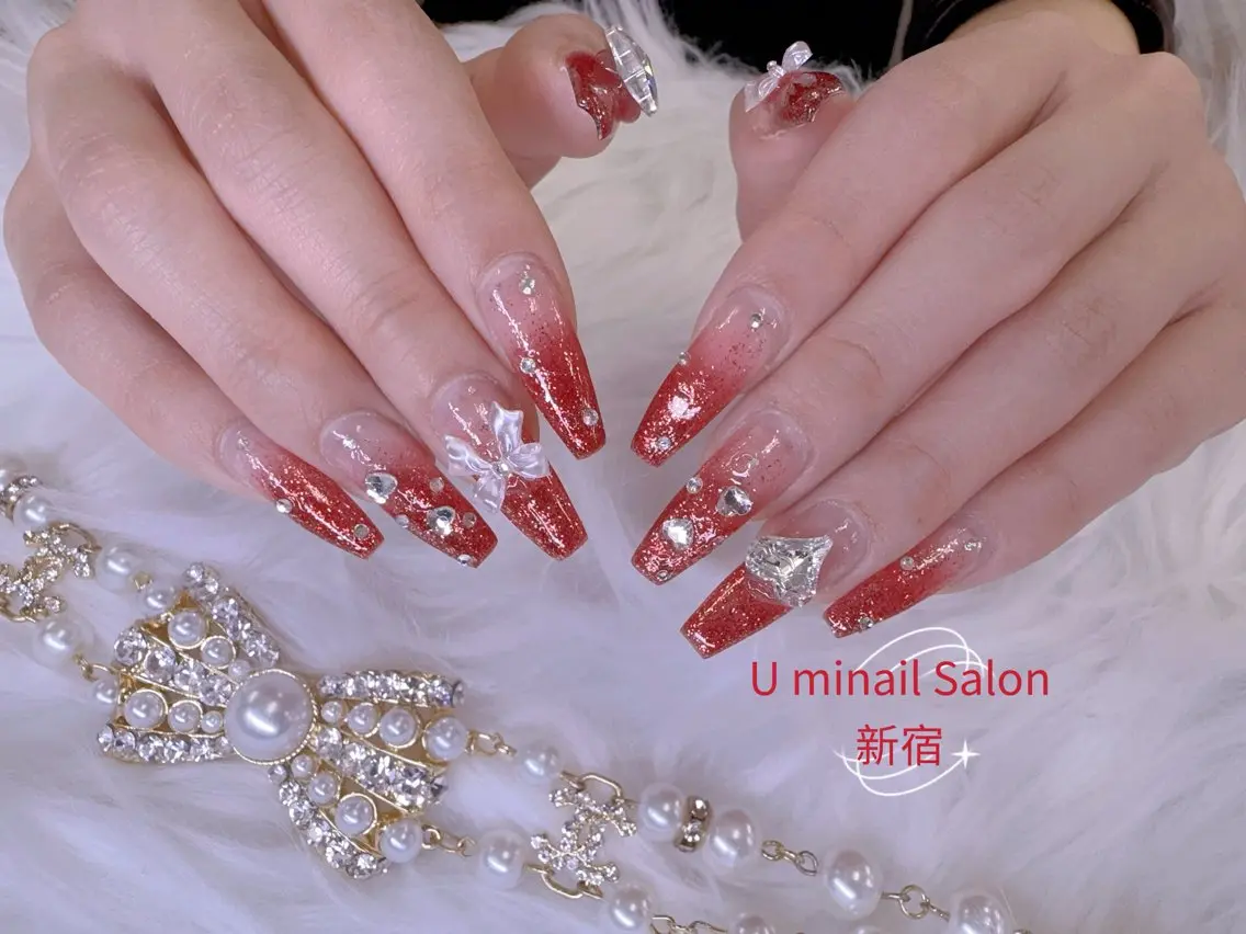 ネイル UMI ネイルサロン新宿🎀のネイルデザイン