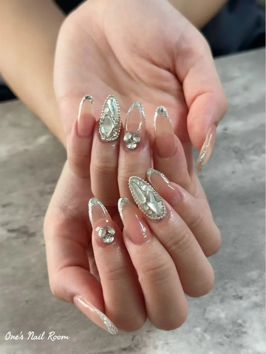 ネイル ハンドネイル One's Nail Roomのネイルデザイン