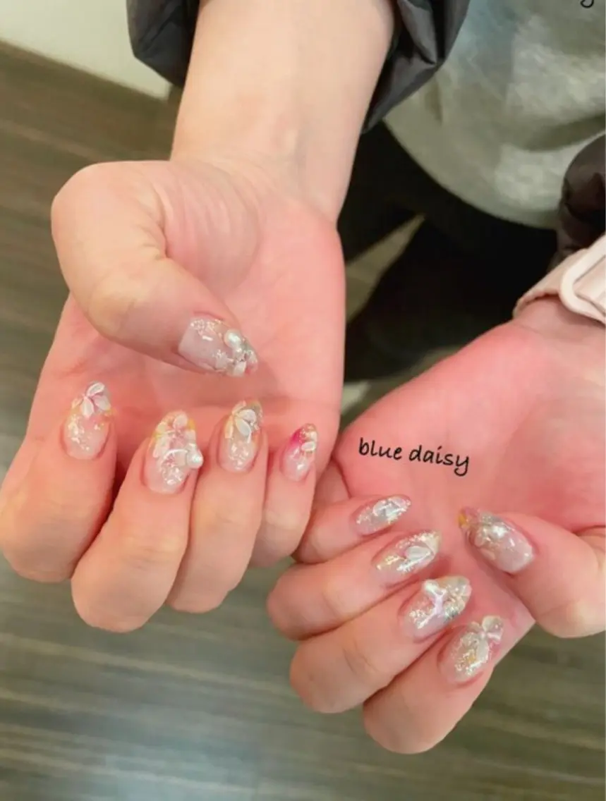 ネイル 春ネイル Blue daisy 栄本店のネイルデザイン