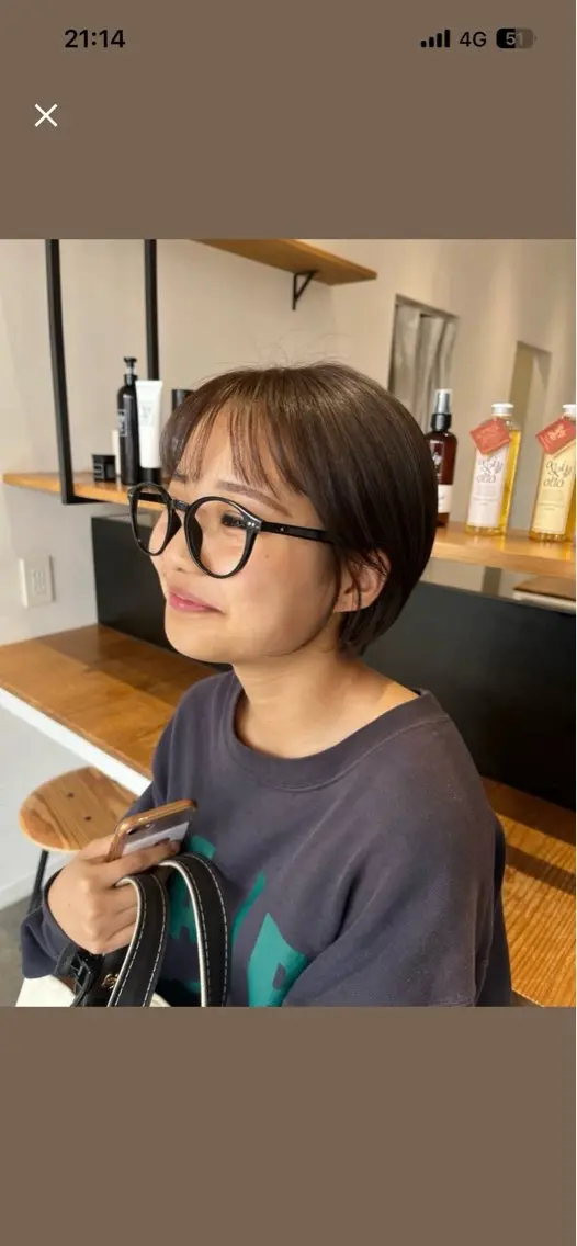 ショート カラー 横山 心優のヘアスタイル