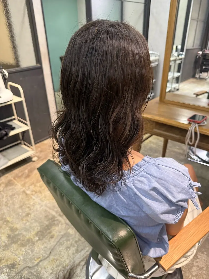 セミロング パーマ T Hのヘアスタイル