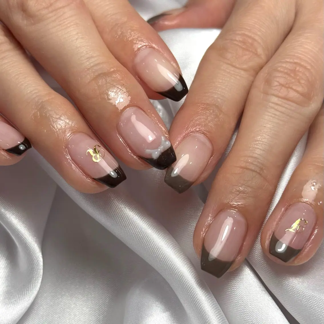 ネイル ブラウン フレンチネイル Ray nail natsu🎀のネイルデザイン