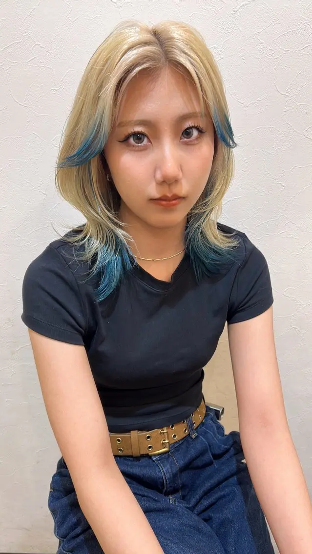 ミディアム カラー デザインカラー ハイトーン特化⭐️ 飯田大樹のヘアスタイル