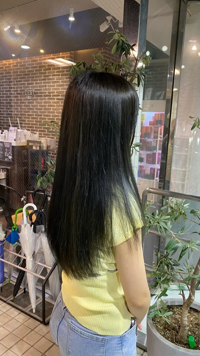 カラー アキト🌙 メンズ特化🔥のヘアスタイル