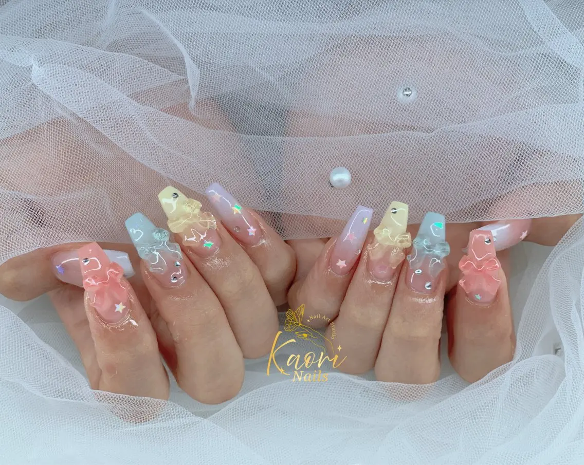 ネイル チークネイル ドット フレンチネイル ジェルネイル グラデーション Kaori Nailのネイルデザイン