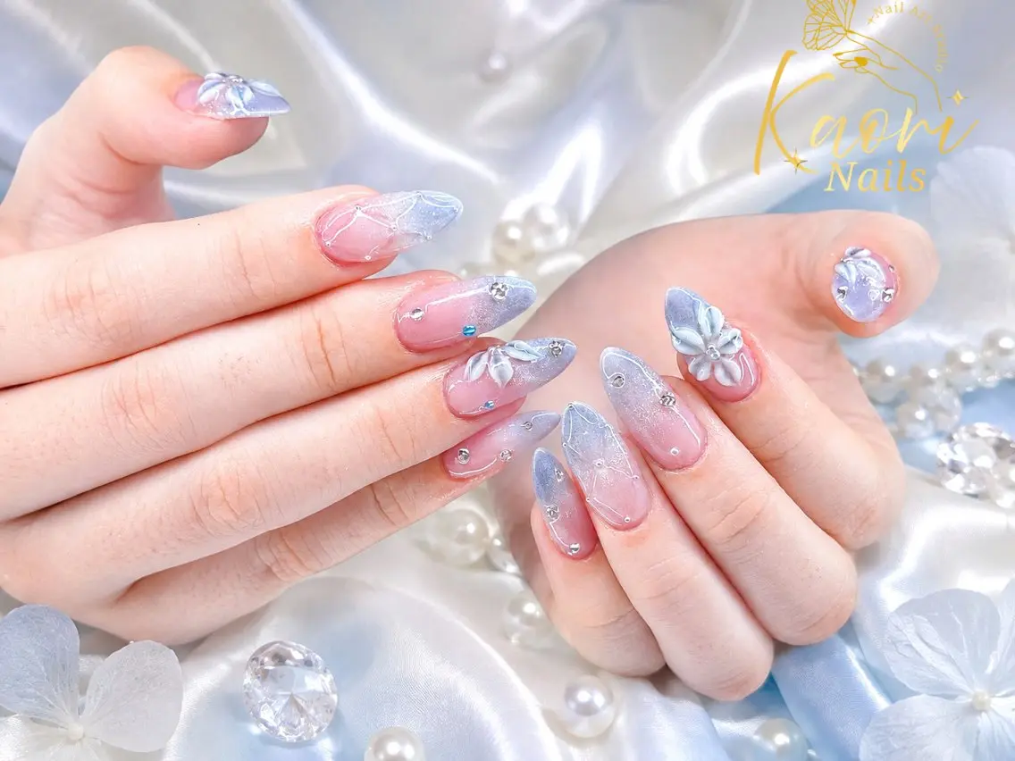 ネイル アートネイル ブルー フラワーネイル フットネイル フレンチネイル ハンドネイル KAORI YUMIのネイルデザイン