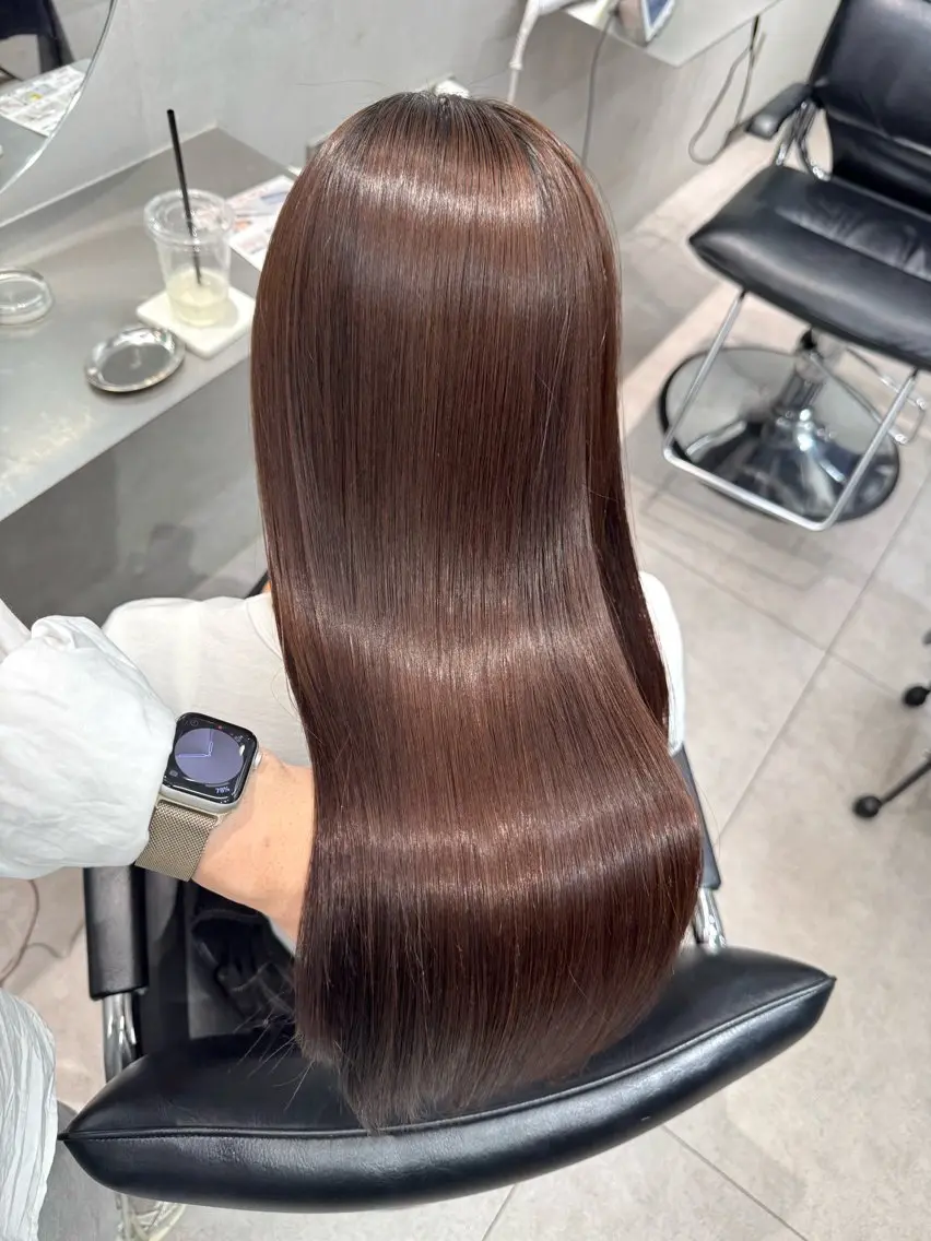 セミロング ヘアカラー 縮毛矯正 トリートメント 🫧縮毛矯正🫧 髪質改善RIKU🫧のヘアスタイル