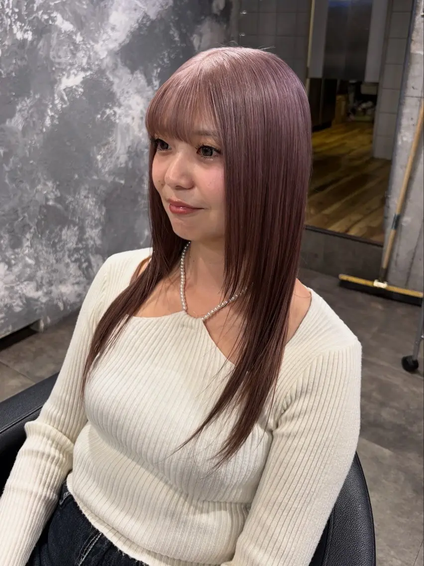 セミロング カラー カット ヘアカラー ハイトーン 横浜💞ミオのヘアスタイル