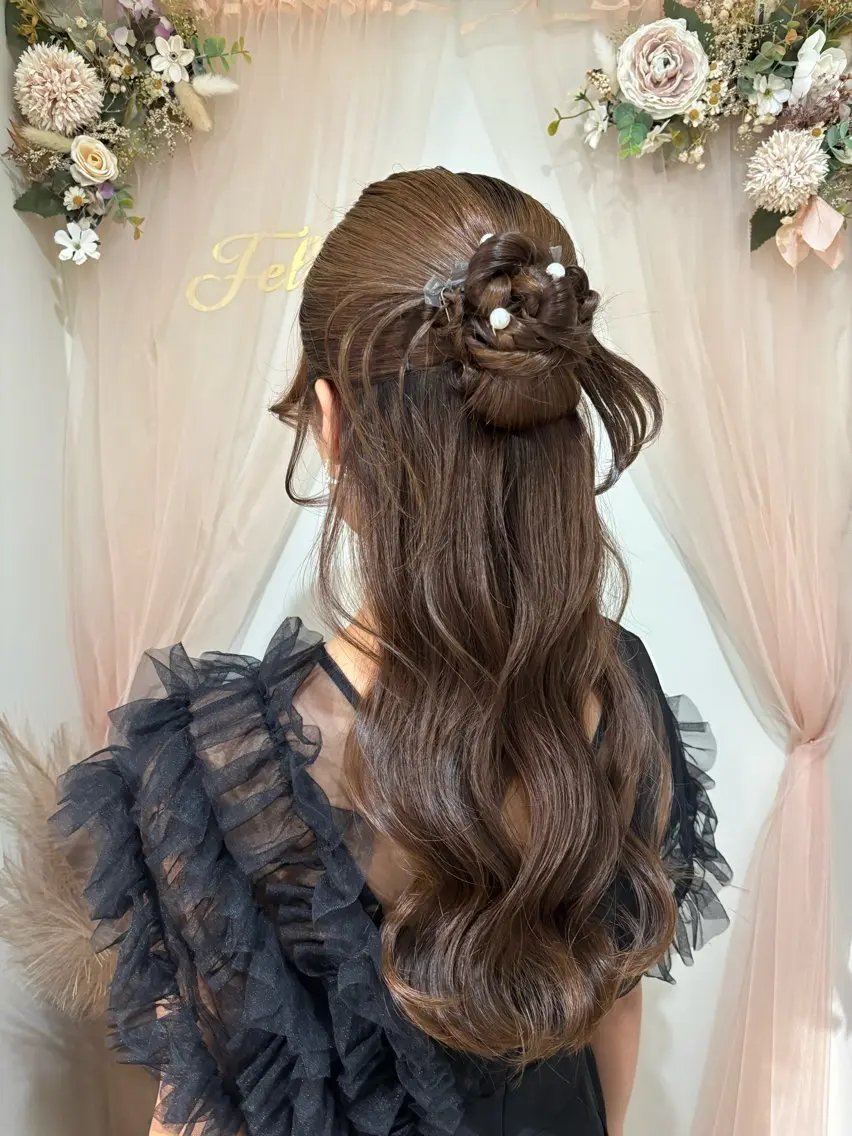 ヘアアレンジ ハーフアップ ヘアセット 🌺ヘアメイク SYOKA🌺のヘアスタイル