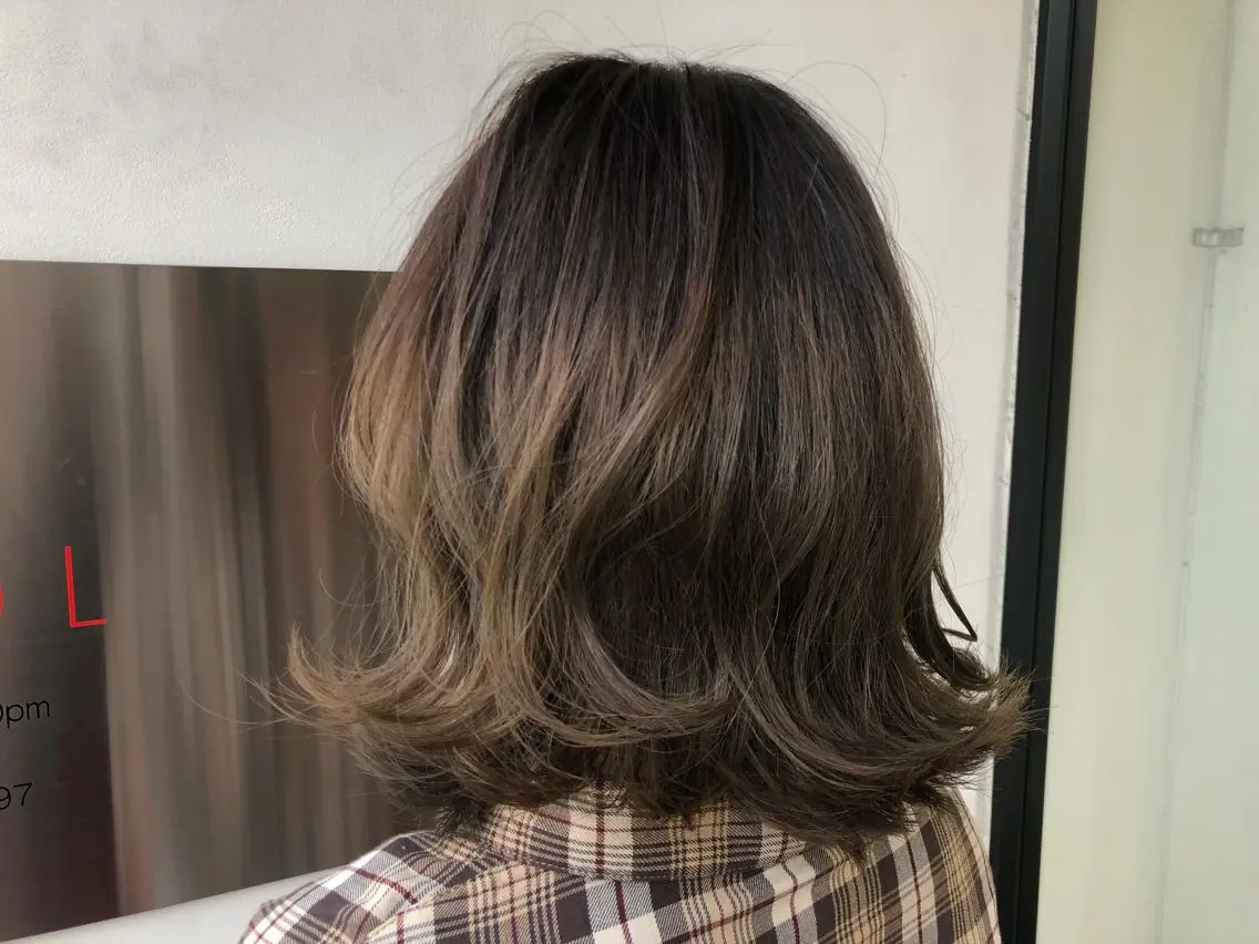 ミディアム OKIMOTO NAOKAのヘアスタイル