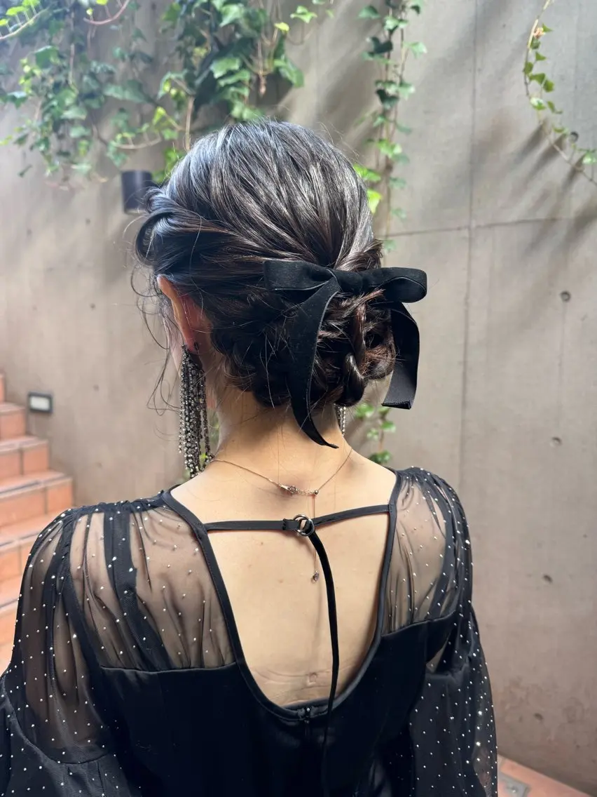 セミロング ヘアアレンジ 🎗️【ヘアセット 美眉】吉川玲🎗️のヘアスタイル