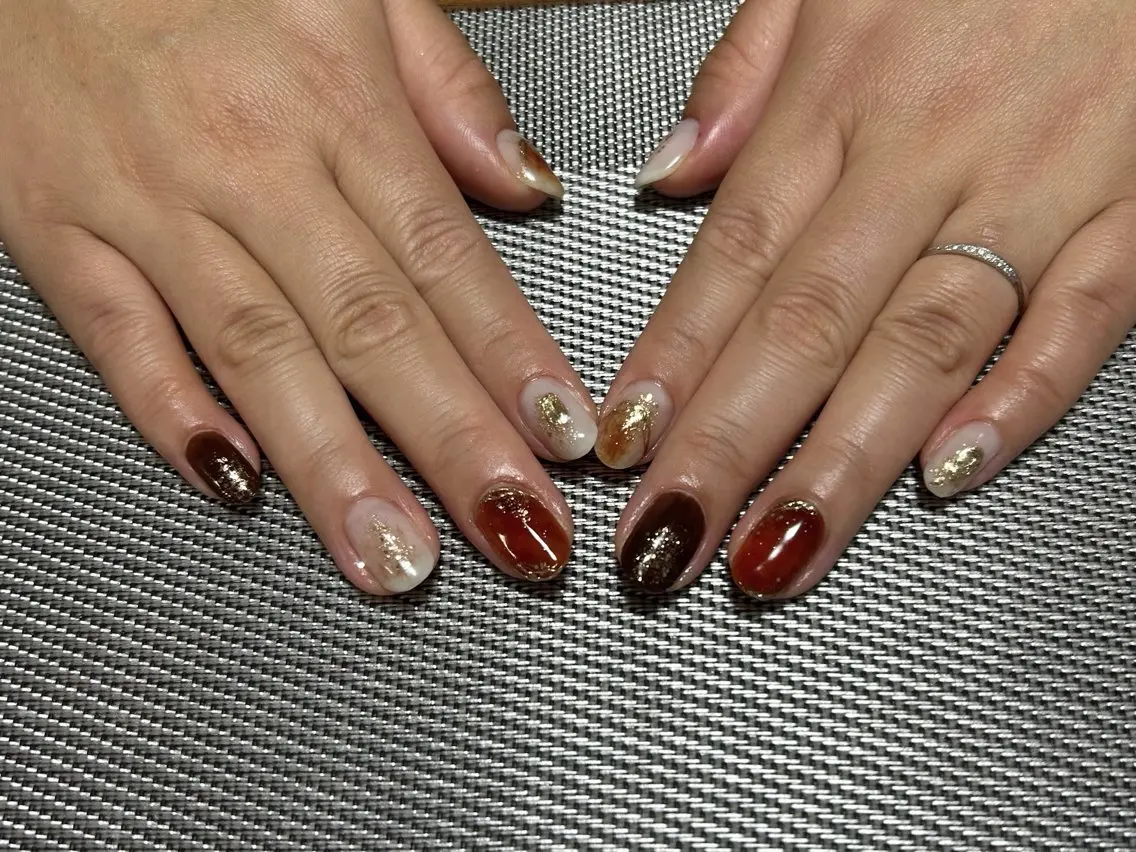 ネイル べっ甲ネイル ハンドネイル i nailのネイルデザイン
