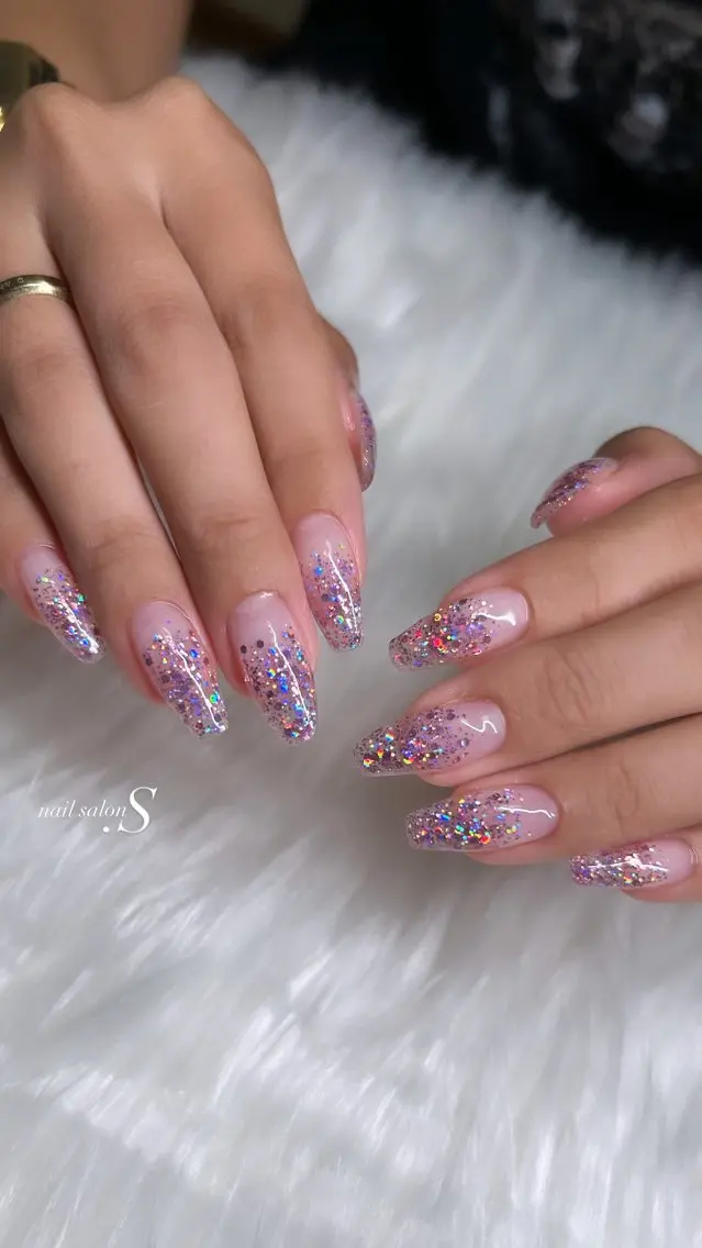 大人ラメグラデーション💎美フォルム仕上げ|ご新規様ジェルオフ無料の写真