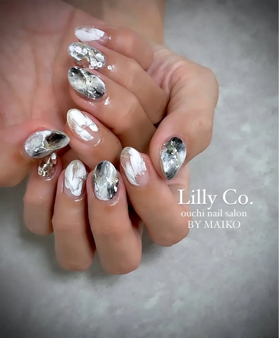 ネイル ハンドネイル ハンドケア Lilly Co.のネイルデザイン