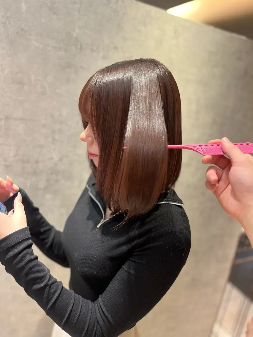 ミディアム カット 縮毛矯正 城山 拓実のヘアスタイル