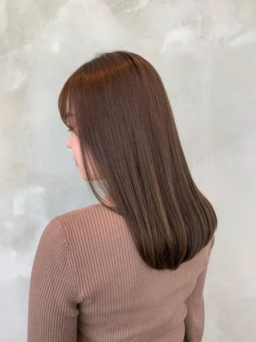 髪質改善✨コスメストレート✨アイロンを使用せずのメニューです。薬剤でボリュームダウンできます✨＊縮毛矯正ではありませんの写真