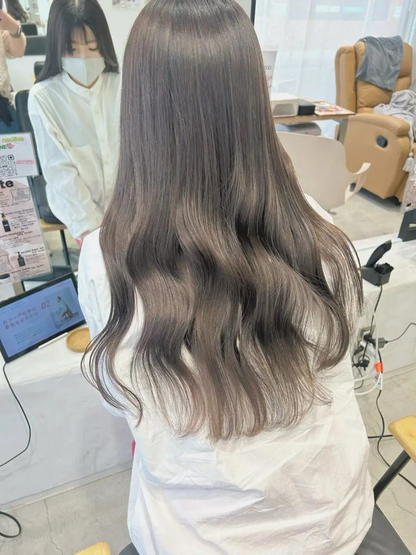 🎀【 ブリーチなしダブルカラー 】🎀cut+w color+シルクtreatmentの写真