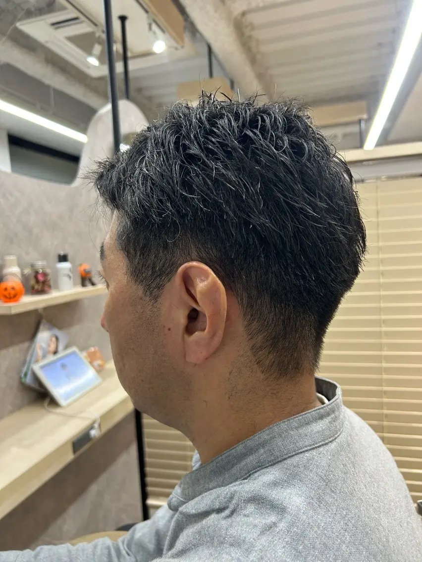ショート メンズ ビジネス 刈り上げ ショートヘア カット ヘッドスパ メンズカット/パ ーマ/スズキショウタのヘアスタイル