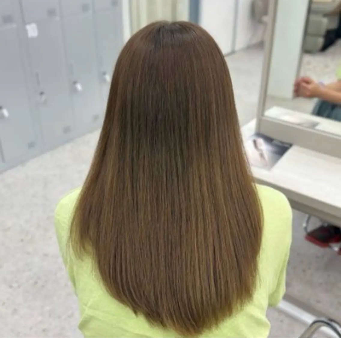 ロング カラー ベージュカラー ブリーチ 透明感カラー ブリーチなしカラー オリーブベージュ ヘアカラー トリートメント まひろ / COCOのヘアスタイル