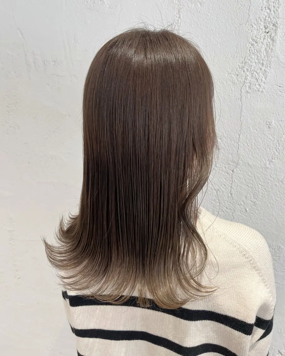 ミディアム カット ヘアカラー トリートメント サソウ ユリエ🥥のヘアスタイル