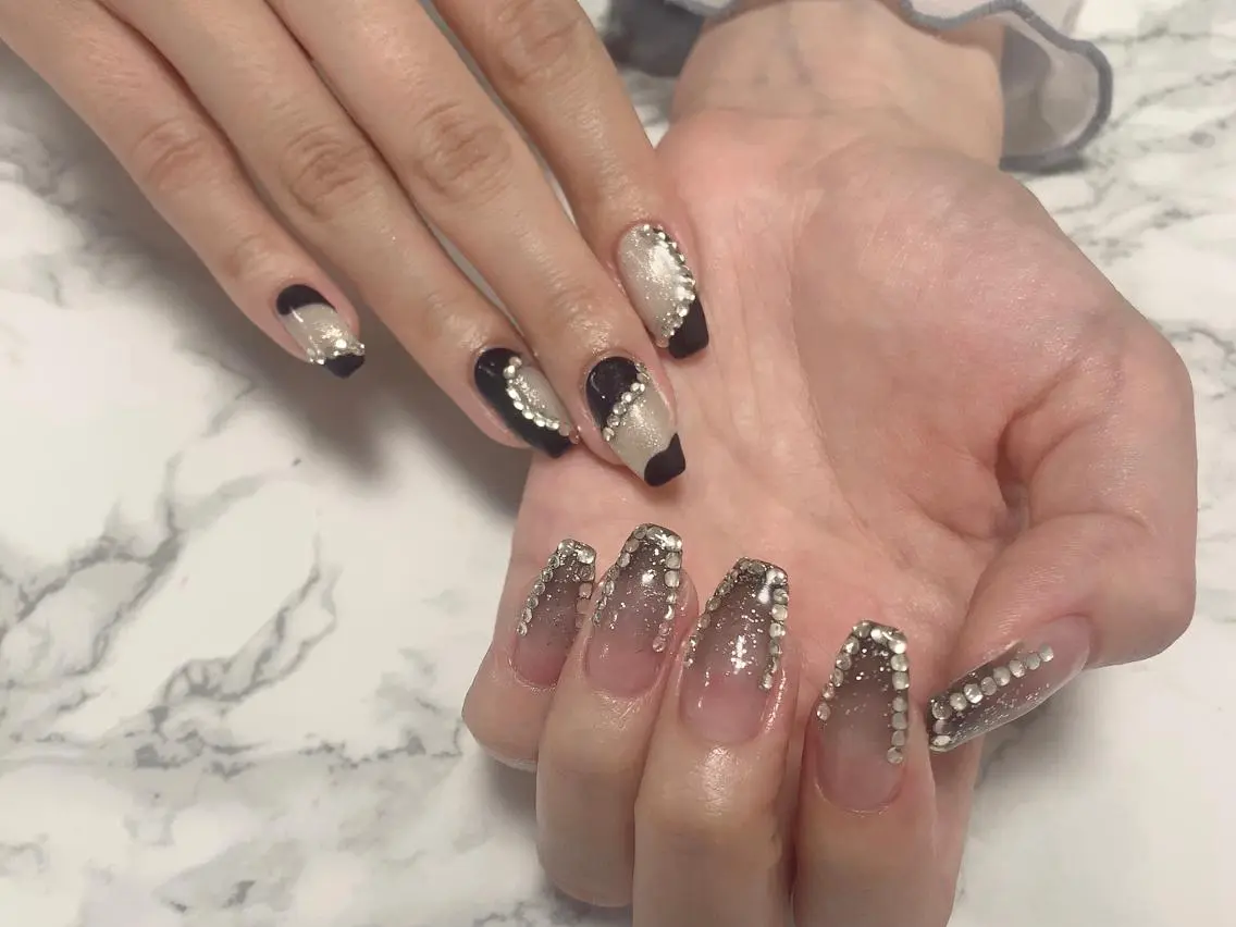 ネイル ハンドネイル はな💎ネイル ワンホン、長さ出しのネイルデザイン