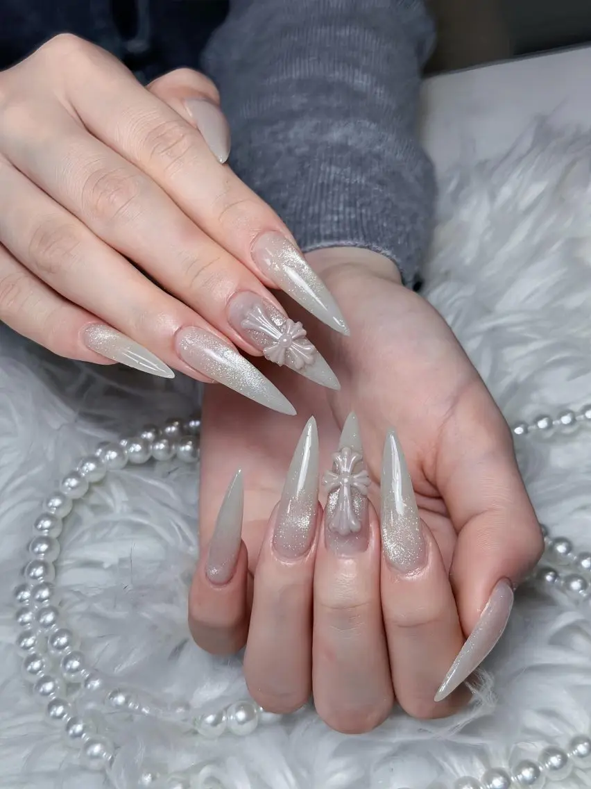 ネイル チークネイル ドット フレンチネイル グラデーション ハート ハンドネイル Julli NailStudioのネイルデザイン